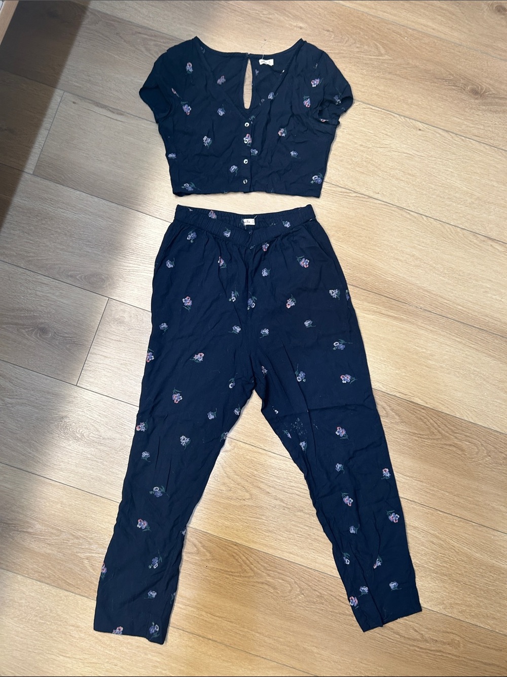 Vintage Hollister Navy Floral Crop Top & Pants Set